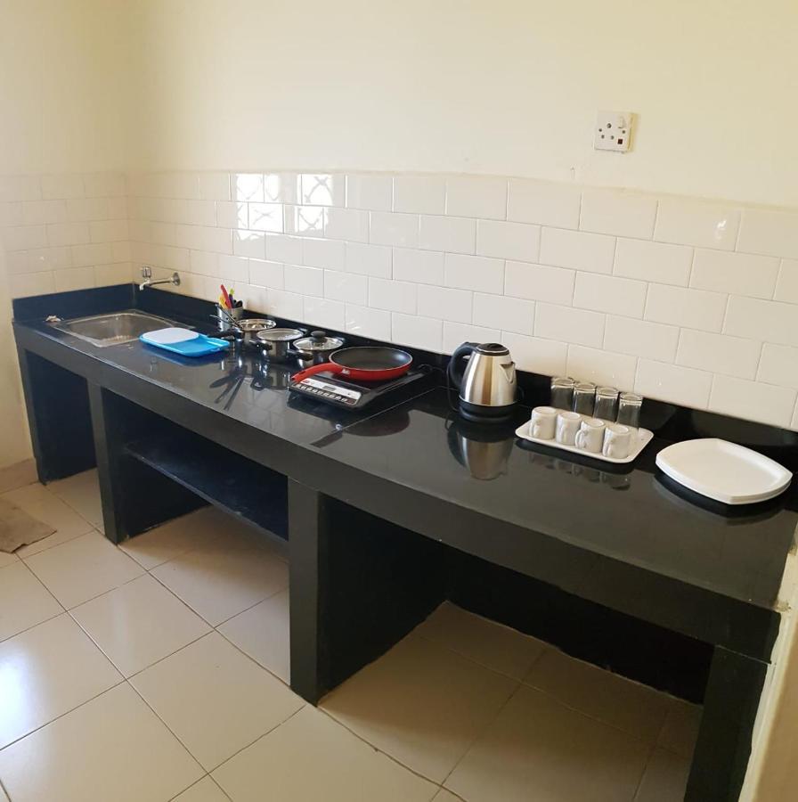 1 Bedroom Spacious Apartment In 卡兰古特 外观 照片