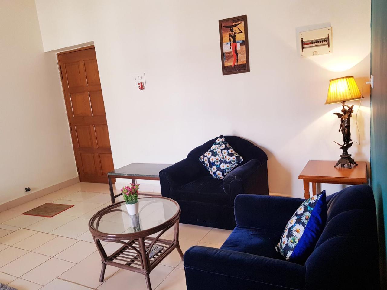 1 Bedroom Spacious Apartment In 卡兰古特 外观 照片