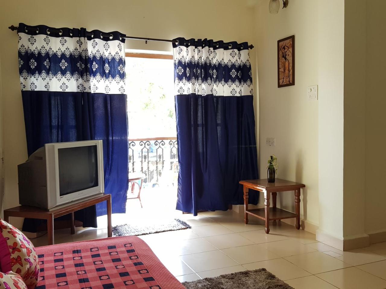 1 Bedroom Spacious Apartment In 卡兰古特 外观 照片